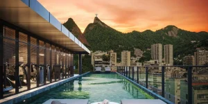 Roftop-Piscina-Céu-Laranjeiras-Rio-de-Janeiro